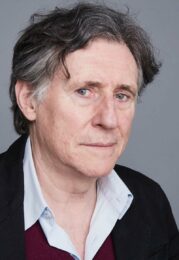 Gabriel Byrne