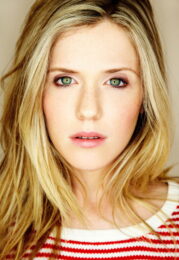 Harriet Dyer