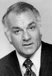 Robert Mandan